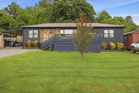 Photo of 1205 Poole Street, Rossville, GA 30741 (MLS # 1534444)