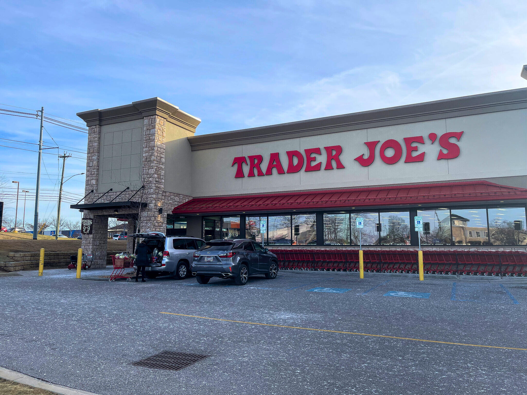 Chattanooga, Tennessee 37421, United States, 2 Bedrooms Bedrooms, ,2 BathroomsBathrooms,Residential,Pending,206495