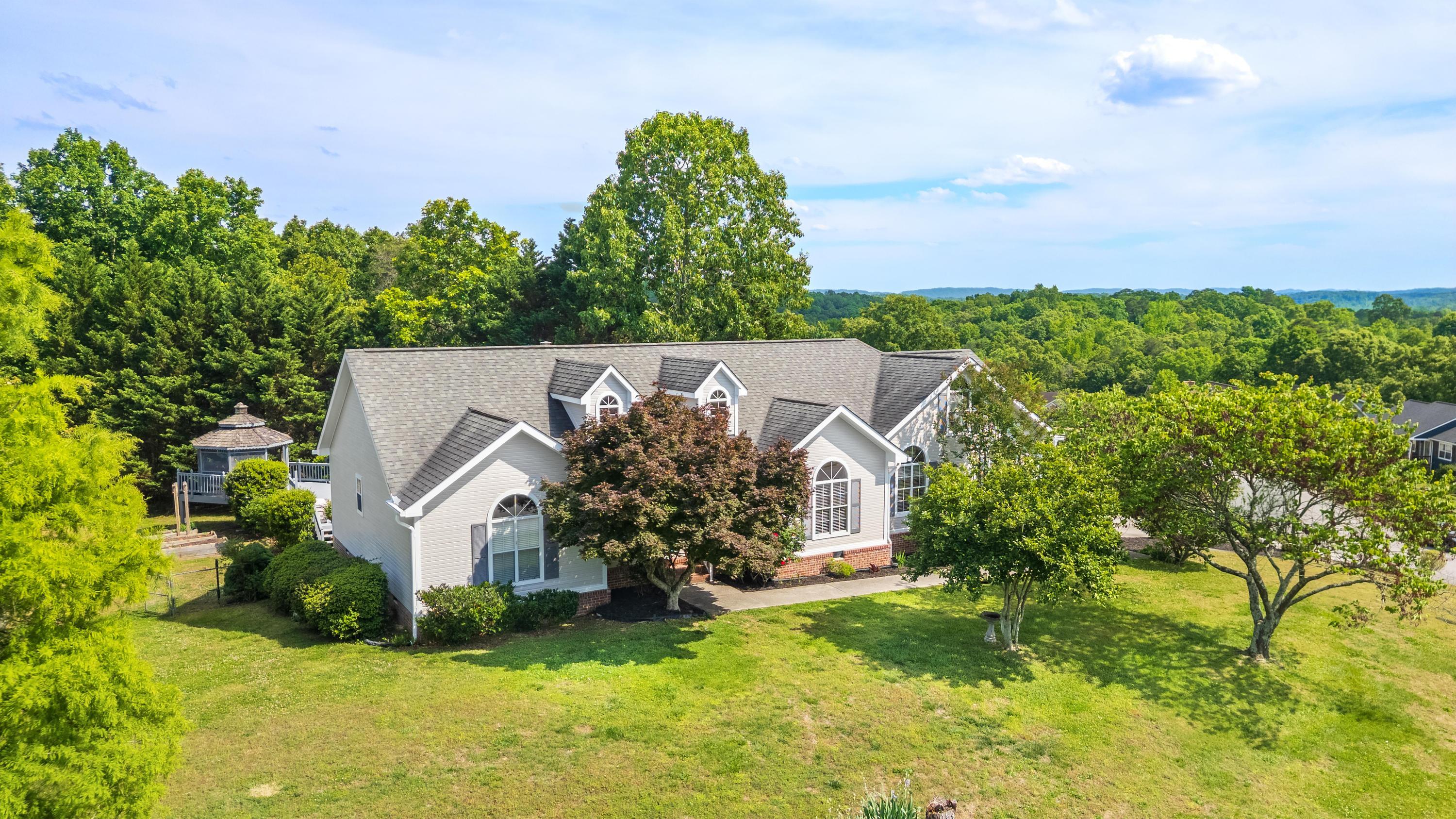 6601 Woody Cove Lane