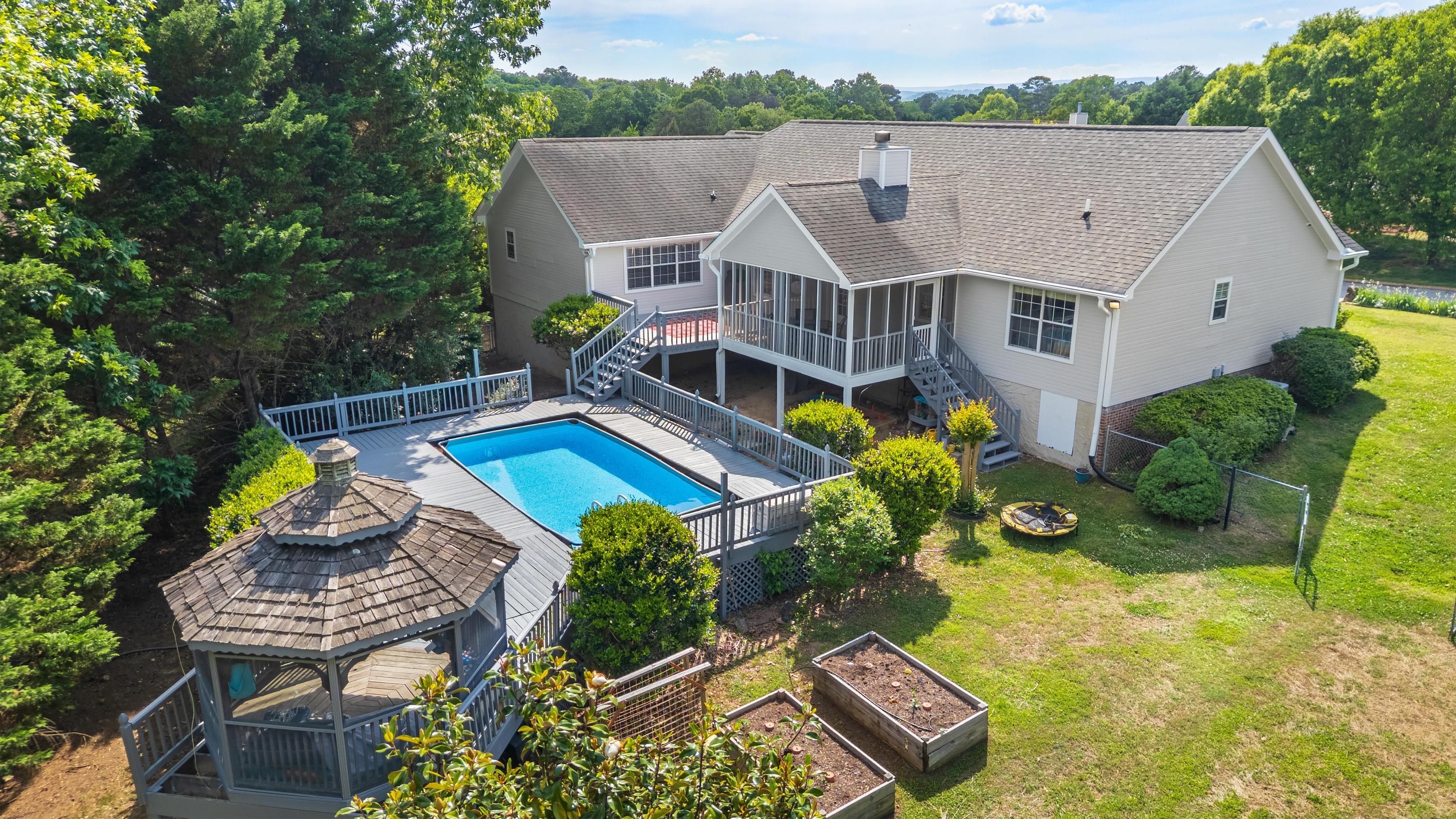 6601 Woody Cove Lane