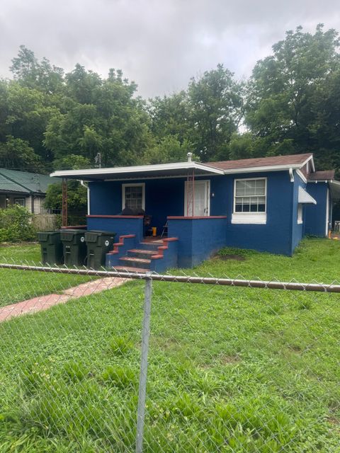 Photo of 1900 Garfield Street, Chattanooga, TN 37404 (MLS # 1514884)