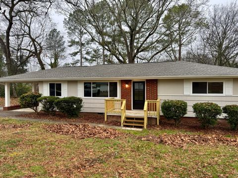 Photo of 3906 Forest Highland Circle, Chattanooga, TN 37415 (MLS # 1527497)