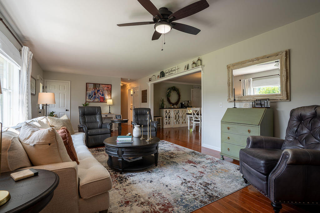 Trenton, Georgia 30752, United States, 3 Bedrooms Bedrooms, ,2 BathroomsBathrooms,Residential,Active,146607