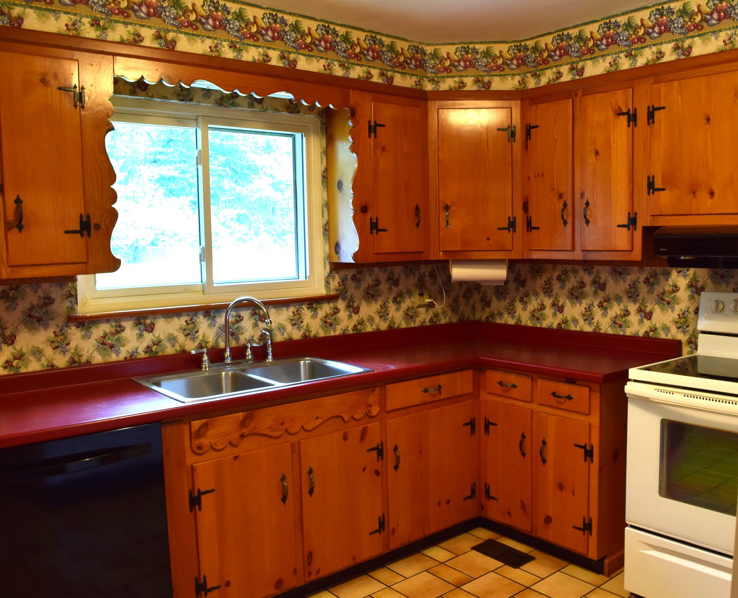 725 Dietz Road