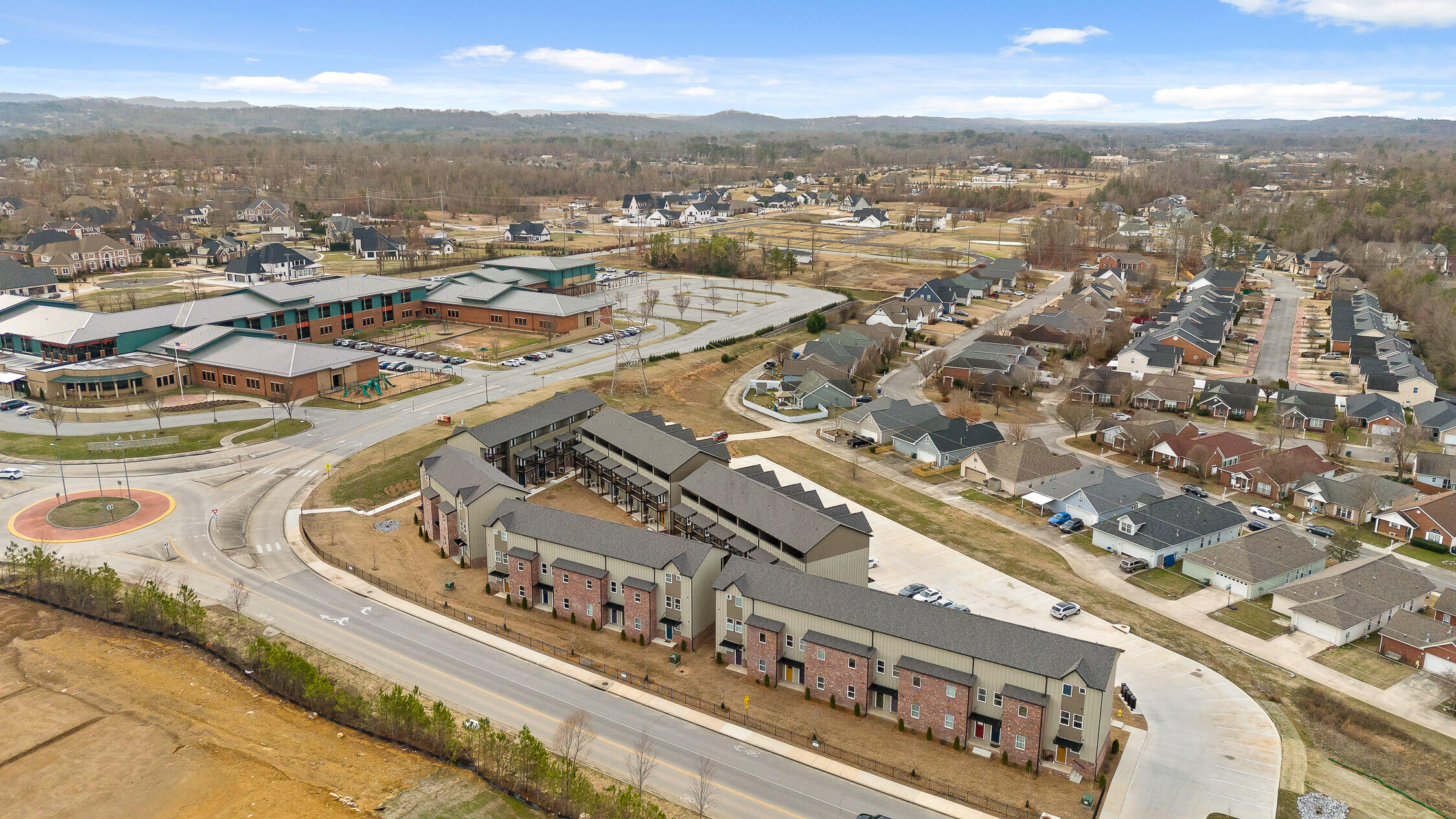 Chattanooga, Tennessee 37421, United States, 2 Bedrooms Bedrooms, ,2 BathroomsBathrooms,Residential,Active,194280