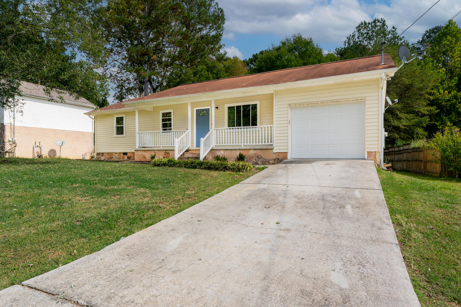 1103 Sisemore Street