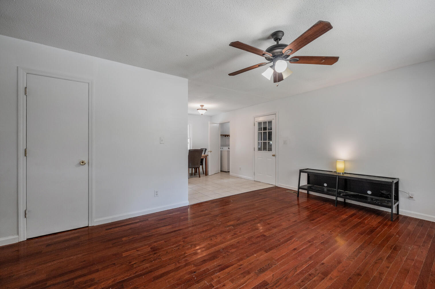 1103 Sisemore Street