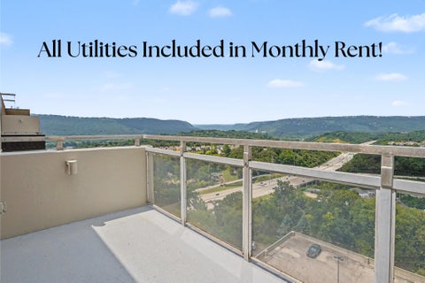 Photo of 1131 Stringers Ridge Road, Chattanooga, TN 37405 (MLS # 1540435)
