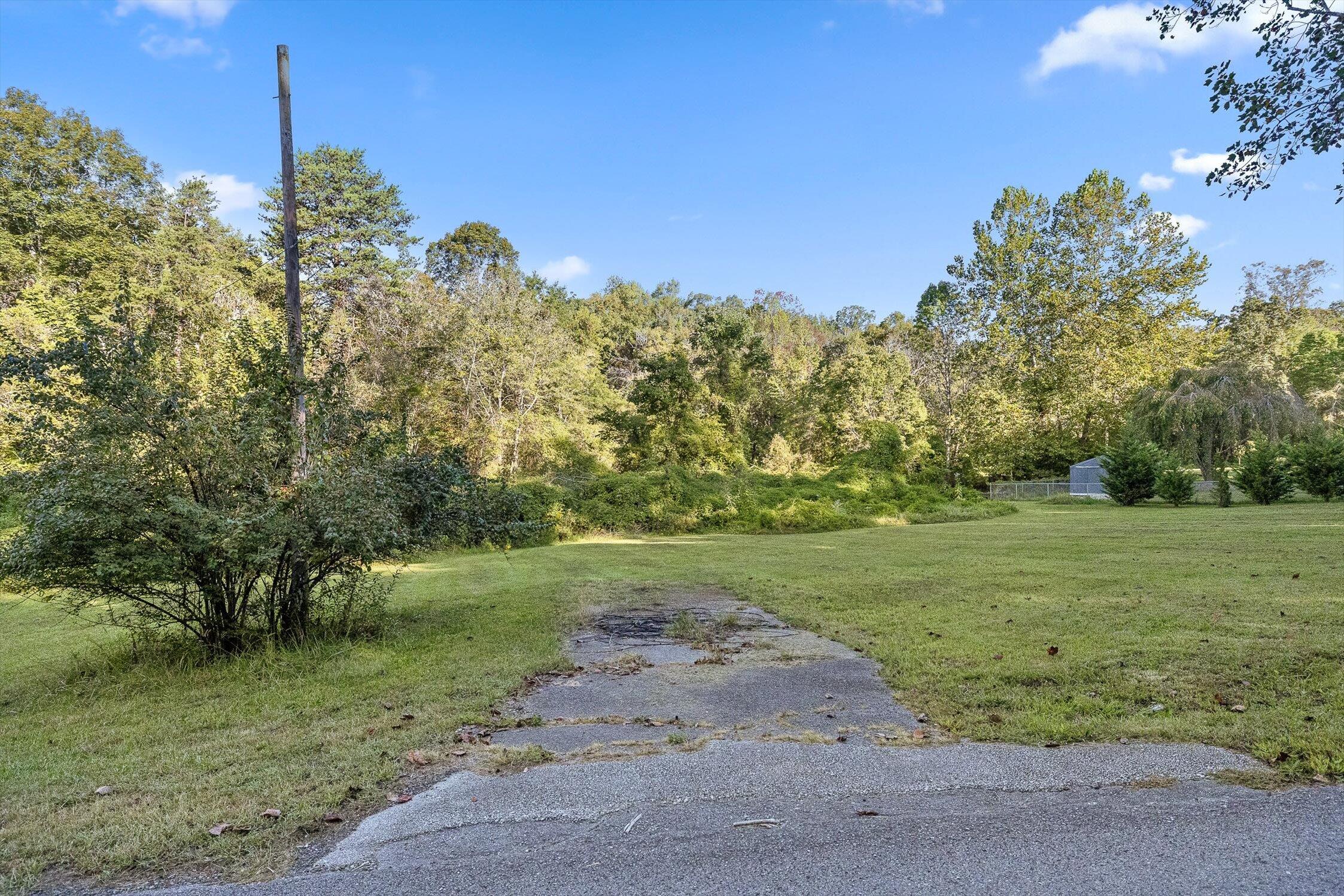 1612 Lula Lake Road