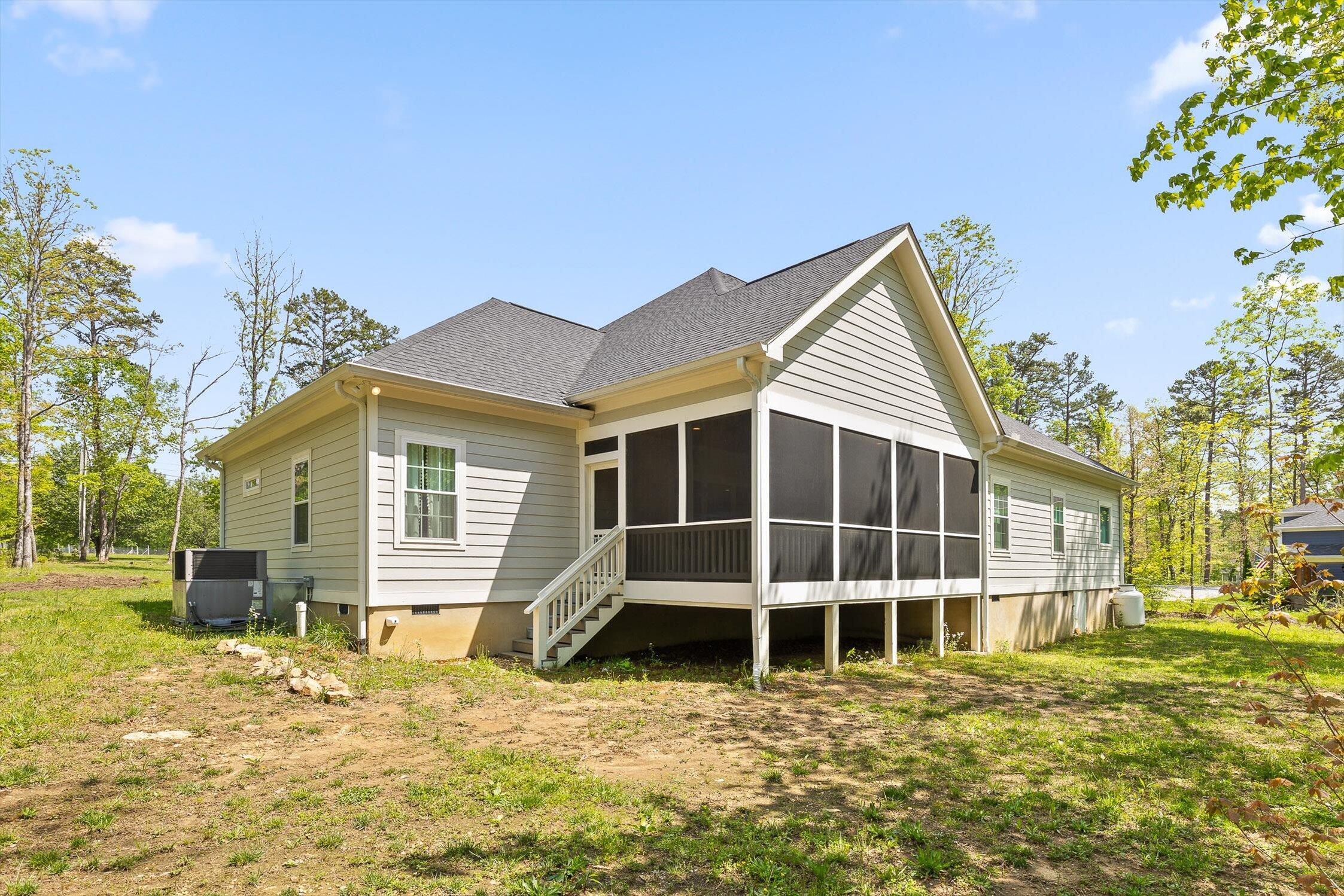8221 Hixson Springs Road, Signal Mountain, Tennessee image 42
