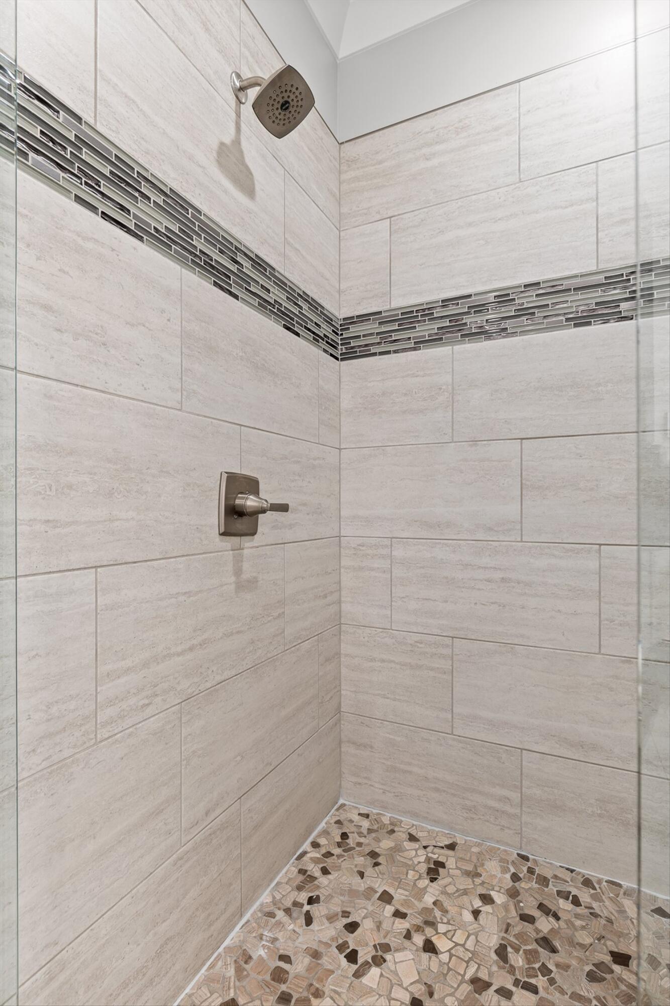 8221 Hixson Springs Road, Signal Mountain, Tennessee image 33