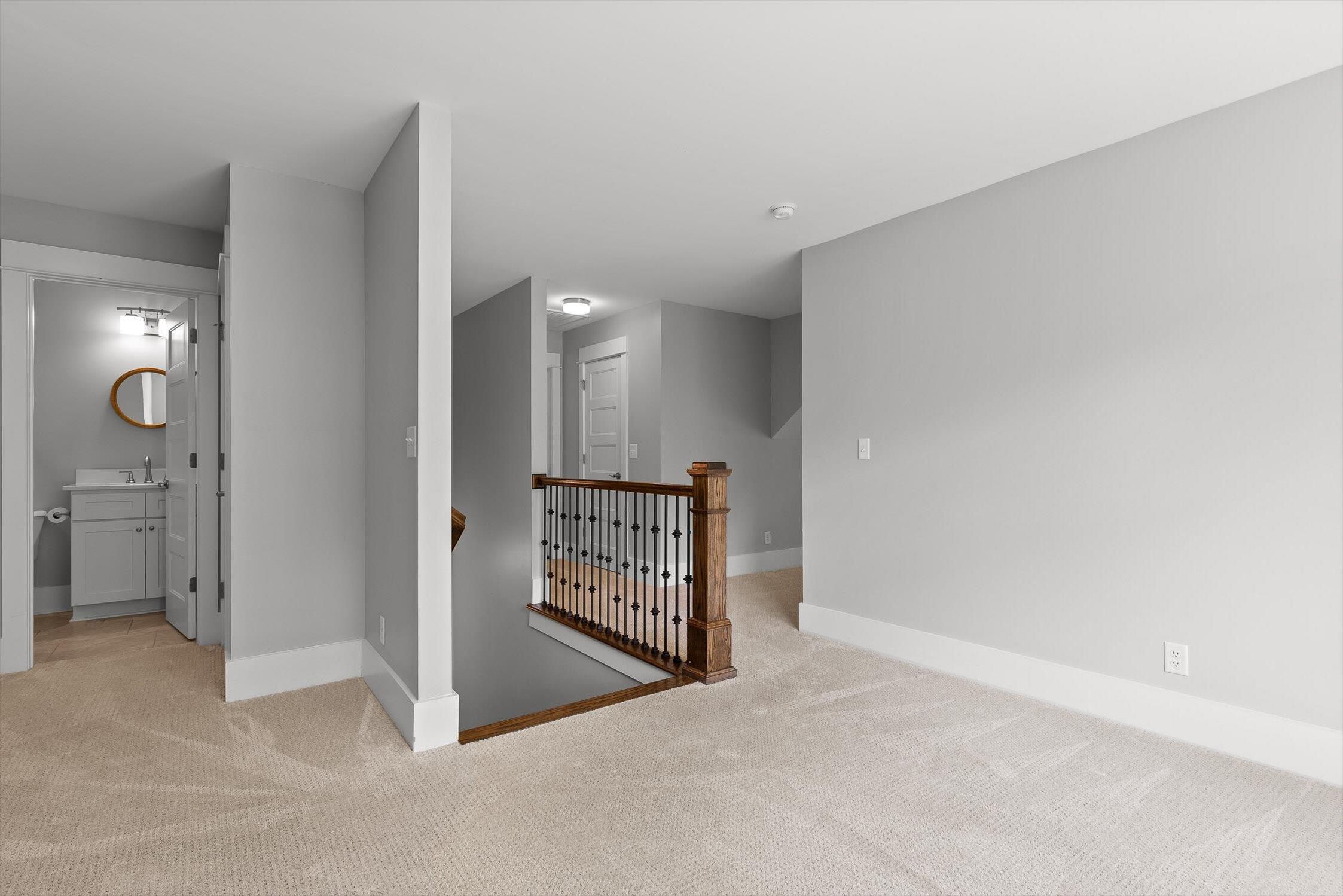 8221 Hixson Springs Road, Signal Mountain, Tennessee image 37