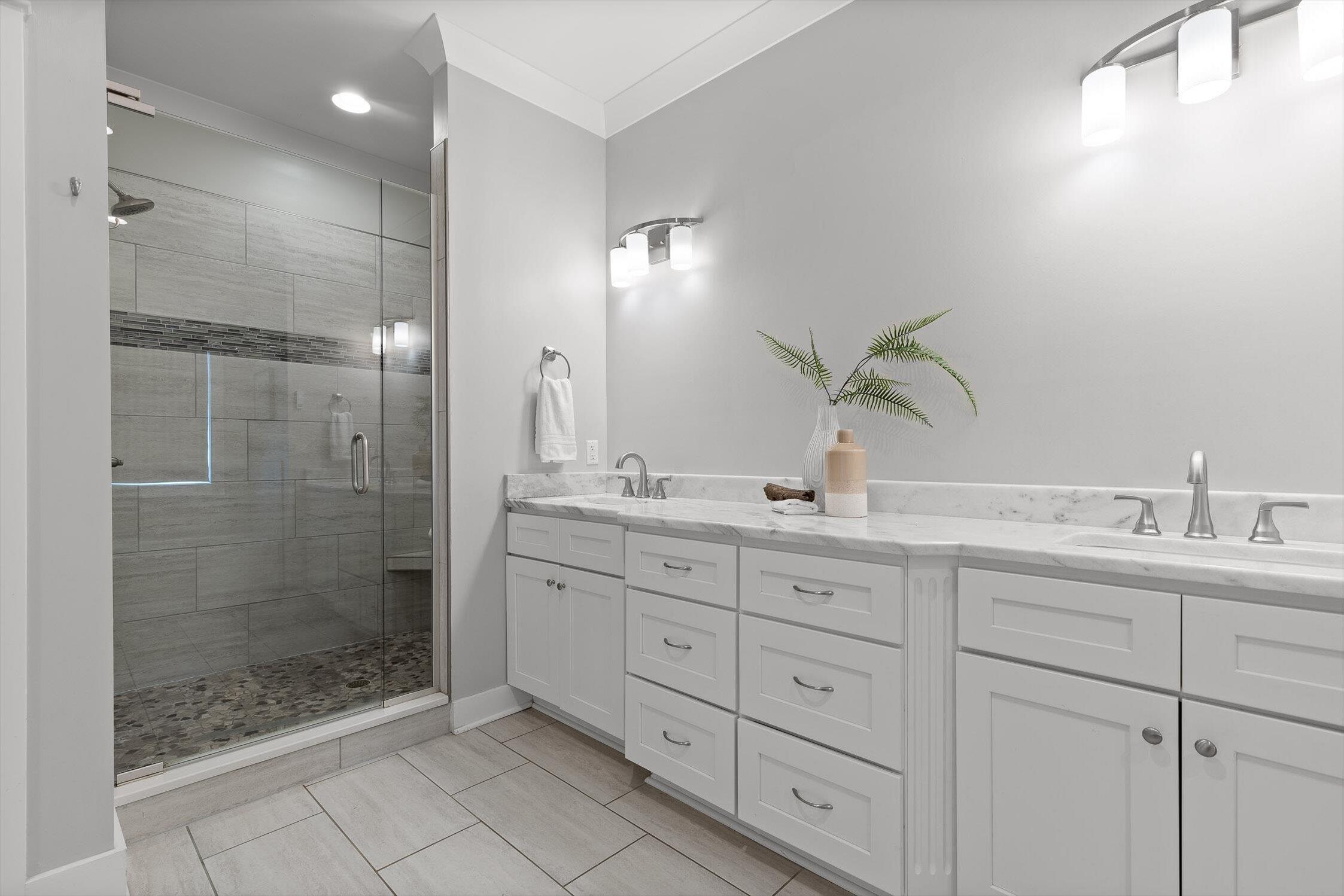 8221 Hixson Springs Road, Signal Mountain, Tennessee image 32