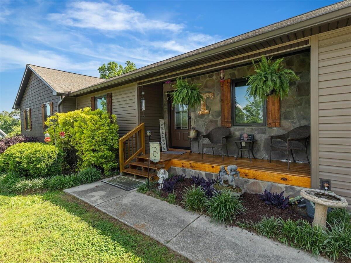 123 Paddle Wheel Court, Cohutta, Georgia image 3