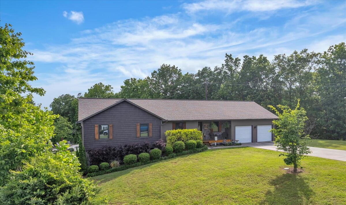 123 Paddle Wheel Court, Cohutta, Georgia image 1