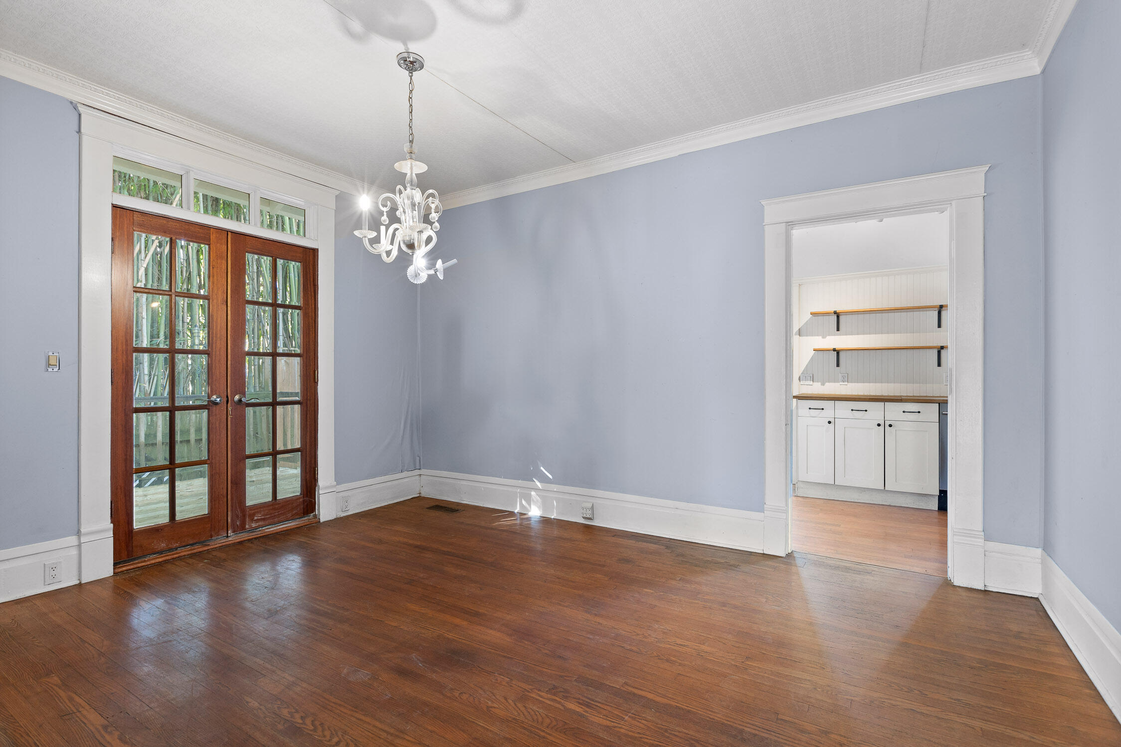 Chattanooga, Tennessee 37405, United States, 2 Bedrooms Bedrooms, ,2 BathroomsBathrooms,Residential,Contingent,4402