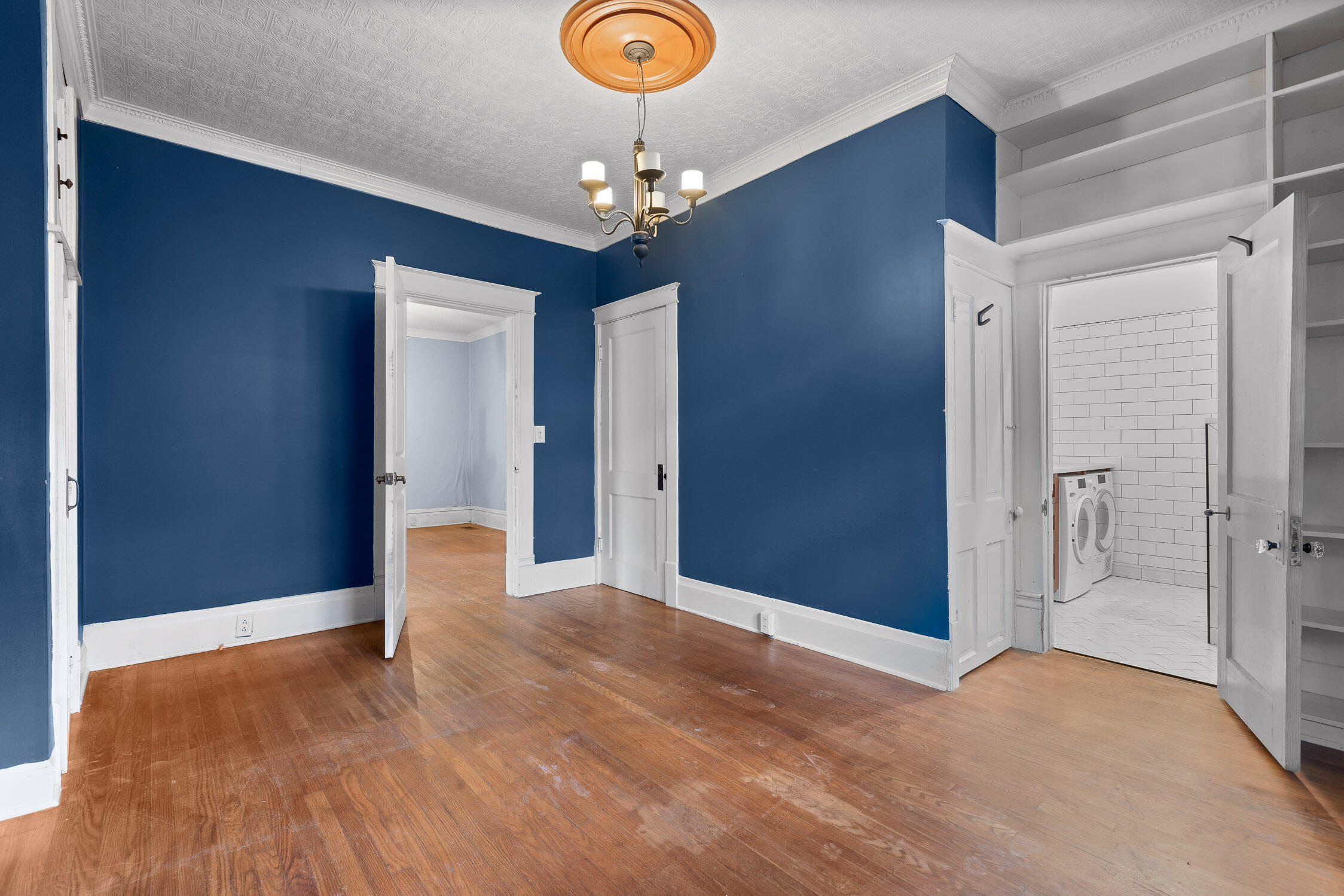 Chattanooga, Tennessee 37405, United States, 2 Bedrooms Bedrooms, ,2 BathroomsBathrooms,Residential,Contingent,4402