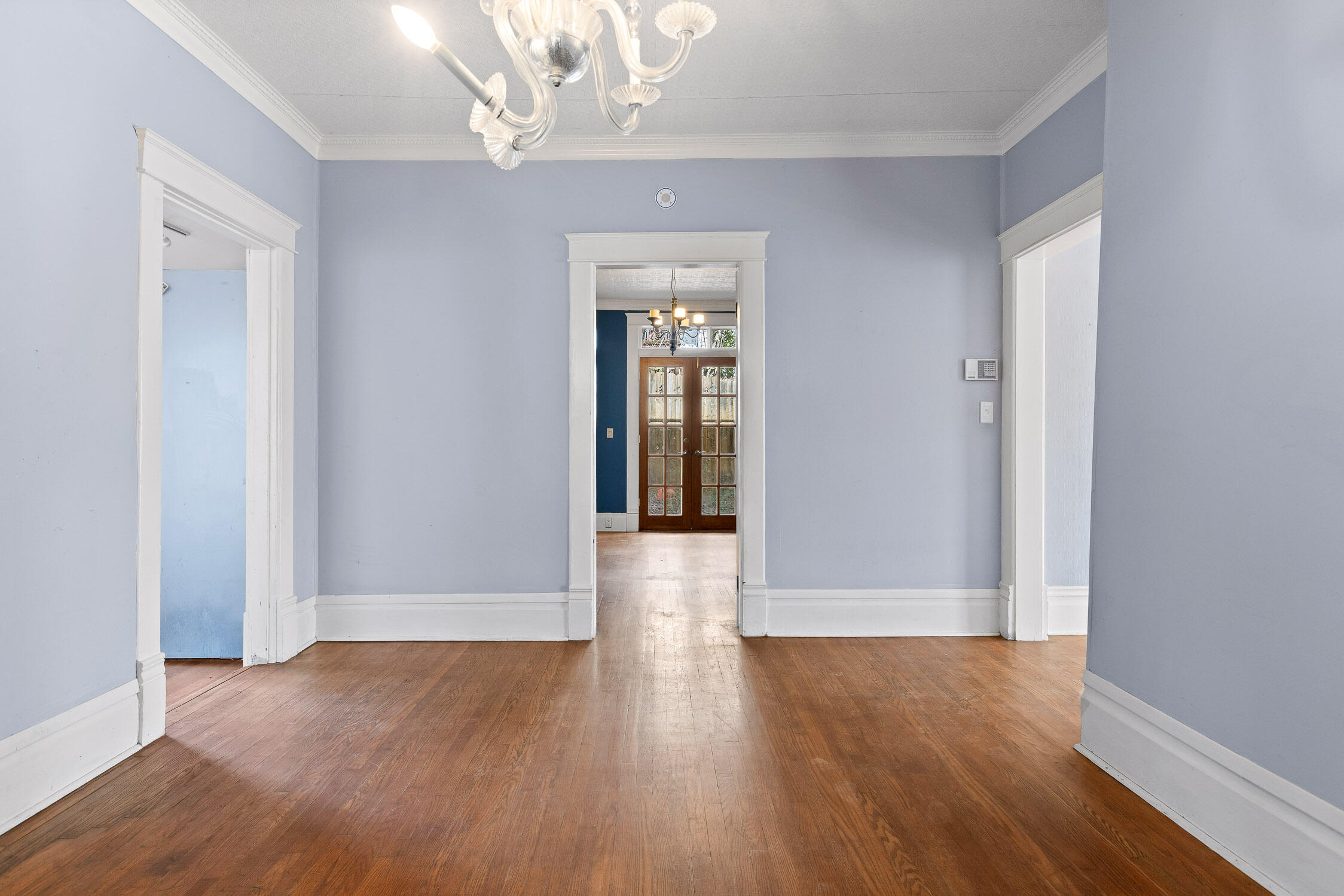 Chattanooga, Tennessee 37405, United States, 2 Bedrooms Bedrooms, ,2 BathroomsBathrooms,Residential,Contingent,4402