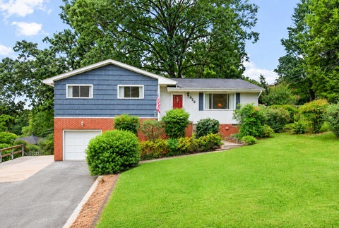 Photo of 430 Appian Way, Chattanooga, TN 37415 (MLS # 1540761)