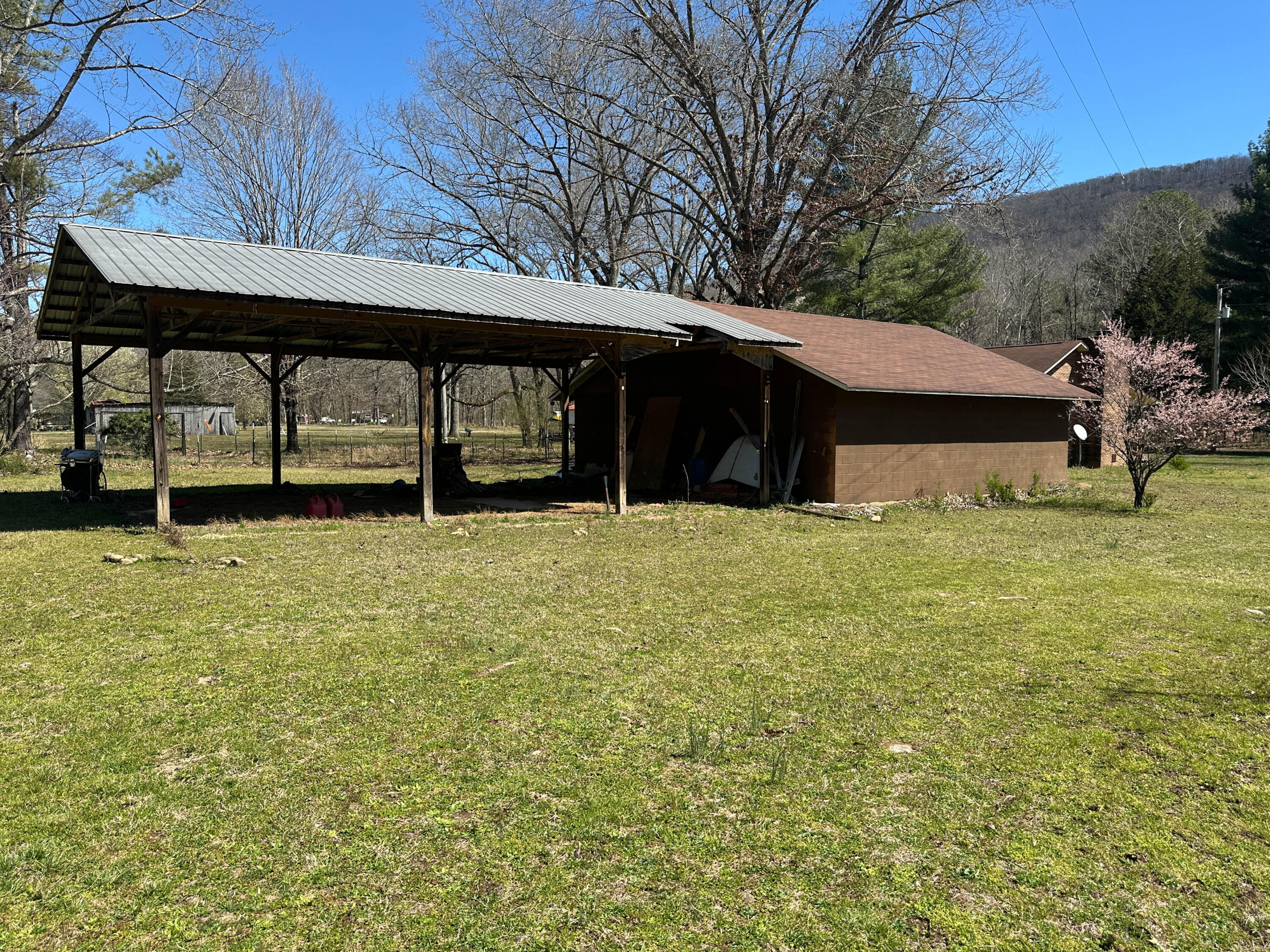 3261 Fiery Gizzard Road, South Pittsburg, Tennessee image 26