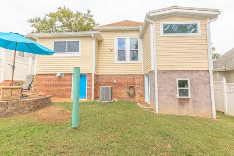 Tiny photo for 608 Colville Street, Chattanooga, TN 37405 (MLS # 1528823)