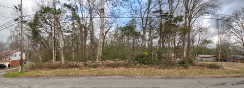 Photo of 2420&13410 N Shore Acres & Lisa Ln Road, Soddy Daisy, TN 37379 (MLS # 1526018)