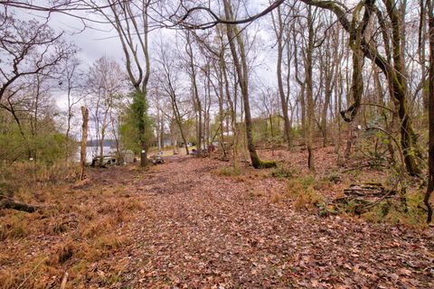 Tiny photo for 2420&13410 N Shore Acres & Lisa Ln Road, Soddy Daisy, TN 37379 (MLS # 1526018)