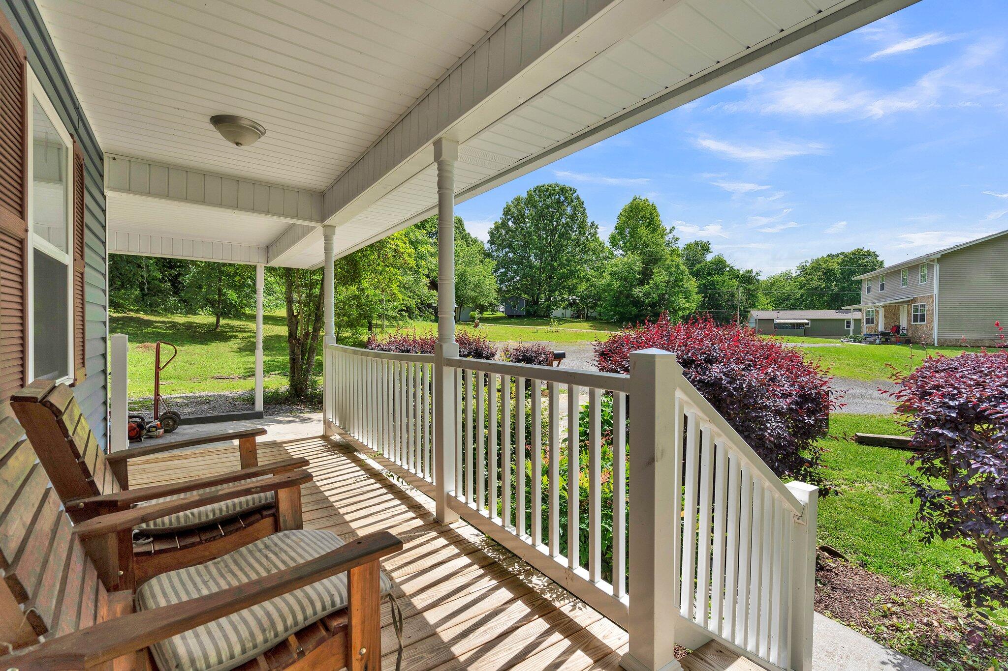 724 Sequoya Lane, Etowah, Tennessee image 4