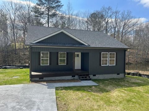 Homes For Sale - 2170 S Riverbend Road<br/> Whitfield County, Dalton, GA 30721