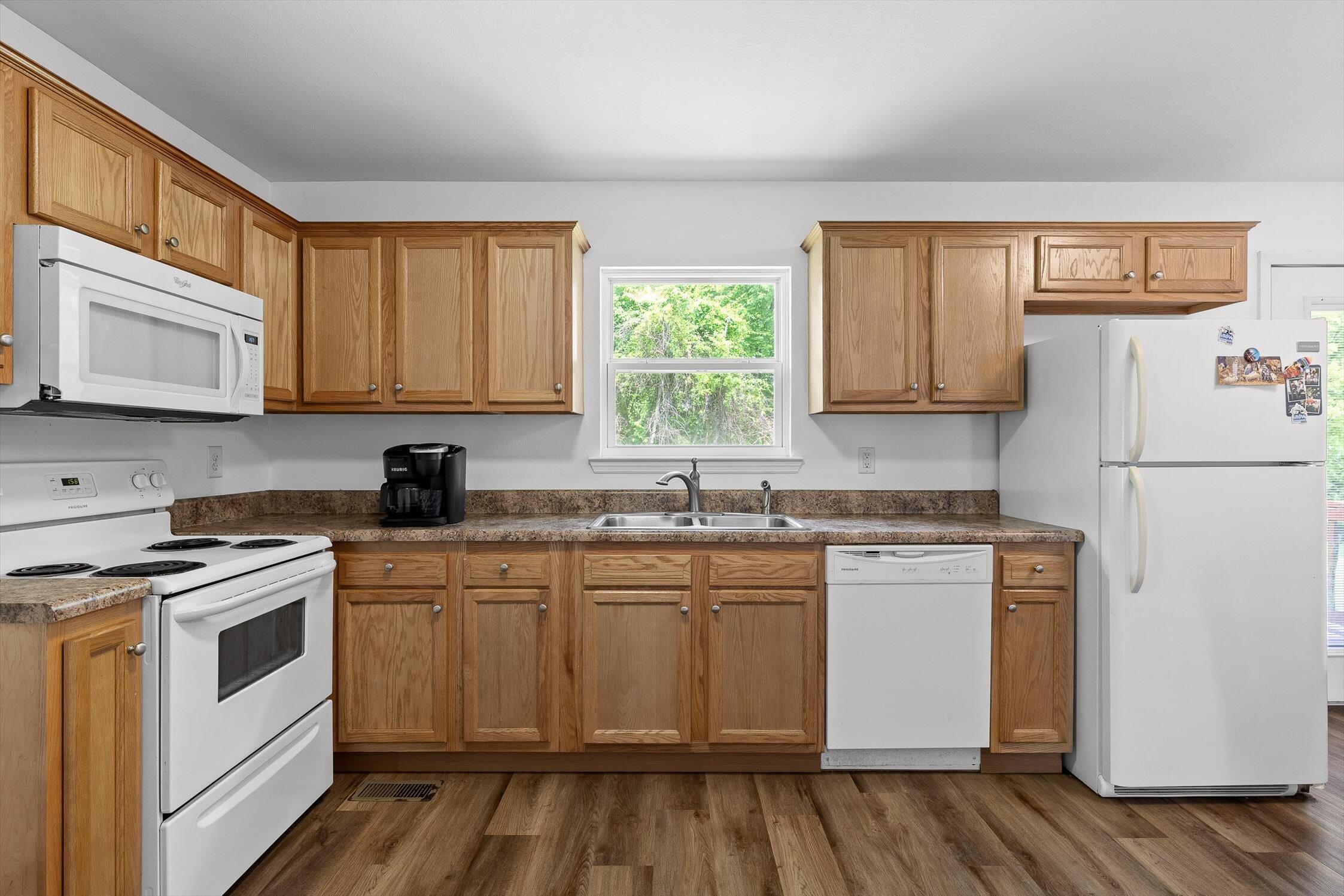 128 Mountain Breeze Avenue, Dayton, Tennessee image 3