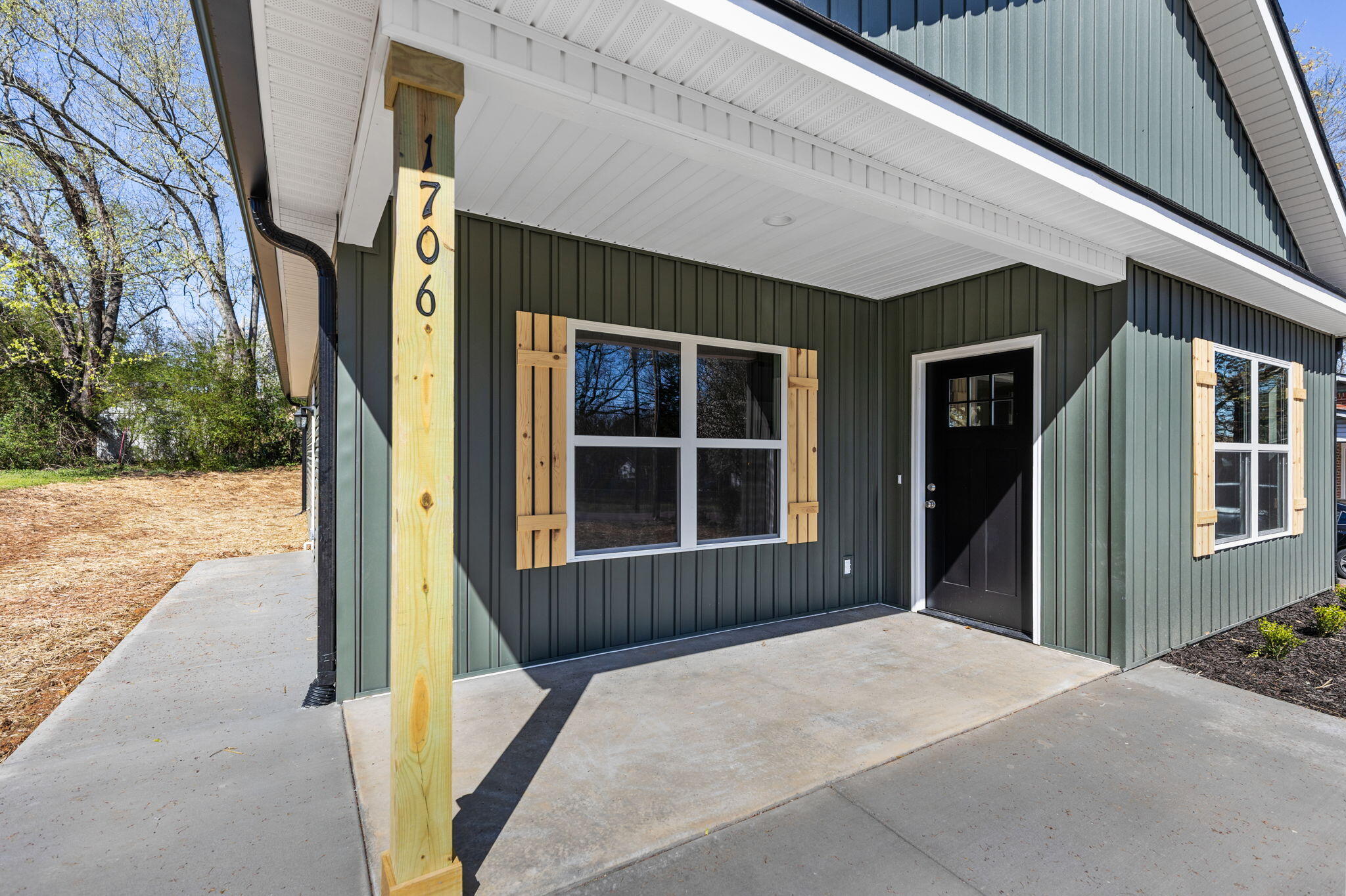 1706 Westland Drive SW