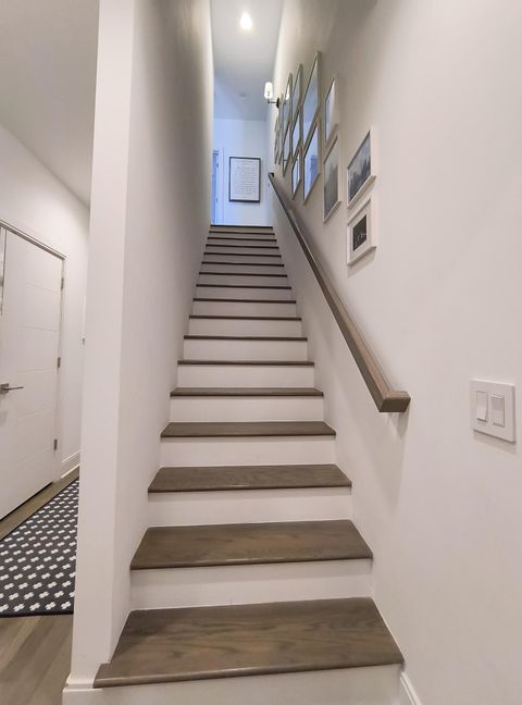 Tiny photo for 18 E 16th Street, Chattanooga, TN 37408 (MLS # 1528117)