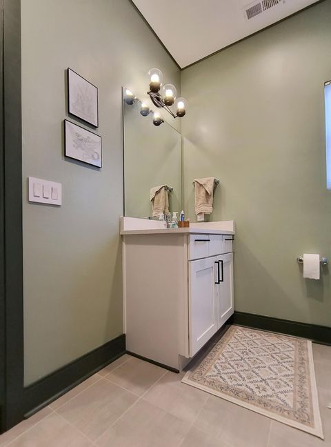 Tiny photo for 18 E 16th Street, Chattanooga, TN 37408 (MLS # 1528117)