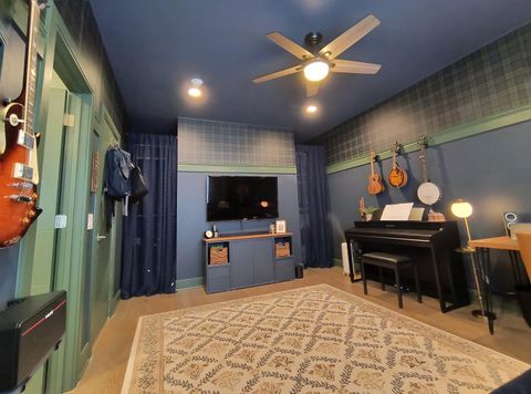 Tiny photo for 18 E 16th Street, Chattanooga, TN 37408 (MLS # 1528117)