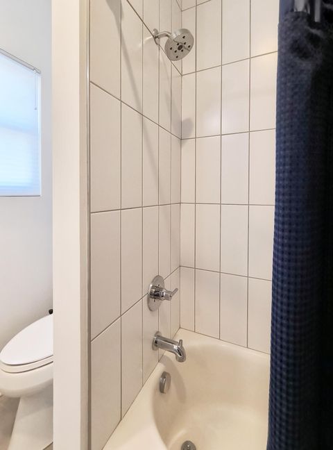 Tiny photo for 18 E 16th Street, Chattanooga, TN 37408 (MLS # 1528117)