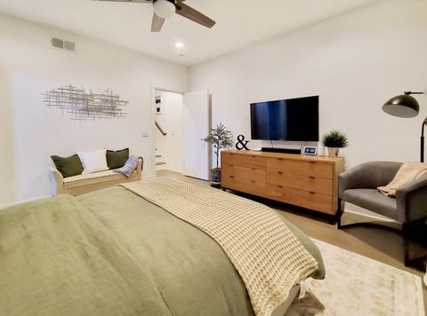 Tiny photo for 18 E 16th Street, Chattanooga, TN 37408 (MLS # 1528117)