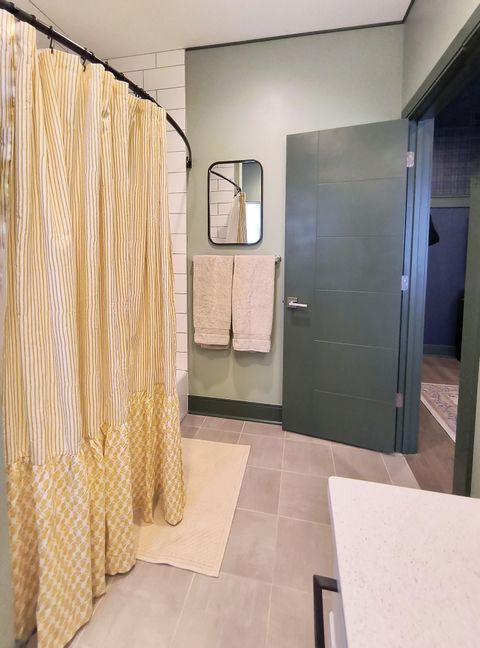 Tiny photo for 18 E 16th Street, Chattanooga, TN 37408 (MLS # 1528117)