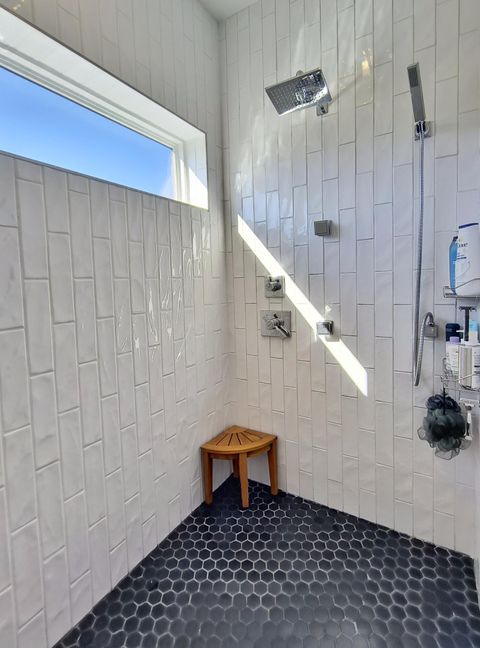 Tiny photo for 18 E 16th Street, Chattanooga, TN 37408 (MLS # 1528117)