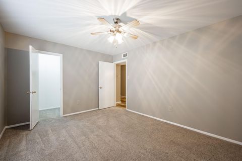 Tiny photo for 900 Mountain Creek Road, Chattanooga, TN 37405 (MLS # 1525866)