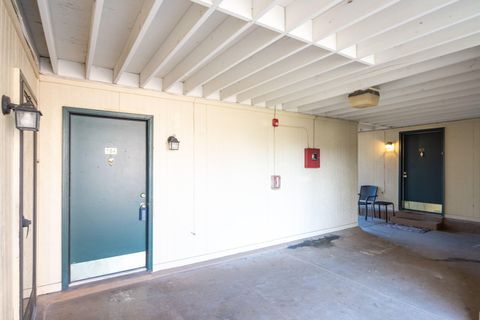 Tiny photo for 900 Mountain Creek Road, Chattanooga, TN 37405 (MLS # 1525866)