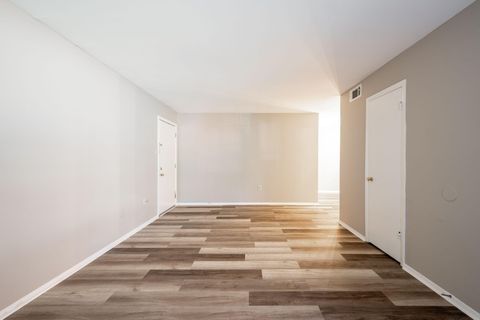 Tiny photo for 900 Mountain Creek Road, Chattanooga, TN 37405 (MLS # 1525866)