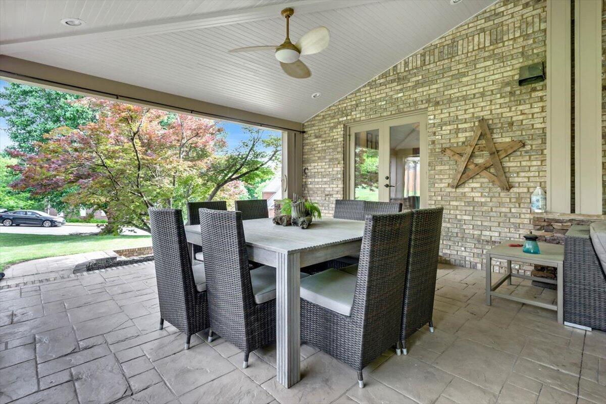 6409 Cove Pointe Lane, Hixson, Tennessee image 38