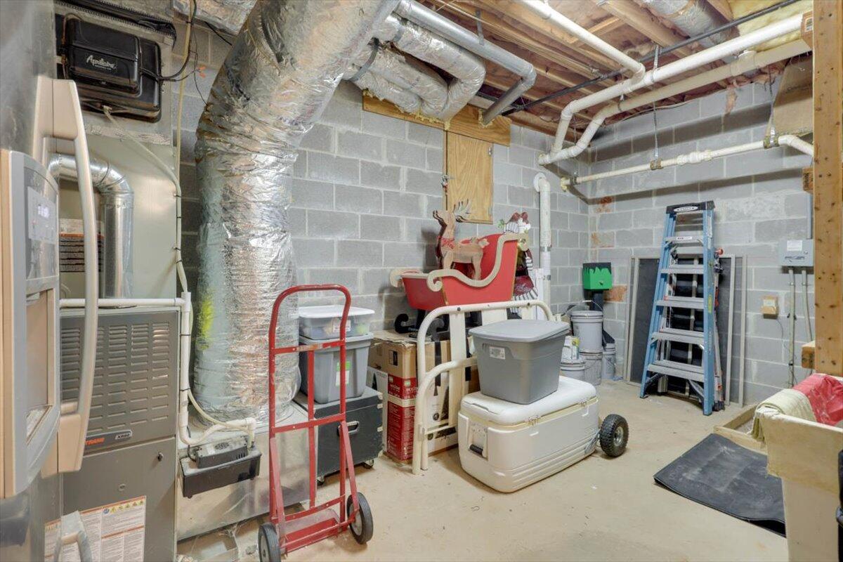 6409 Cove Pointe Lane, Hixson, Tennessee image 36