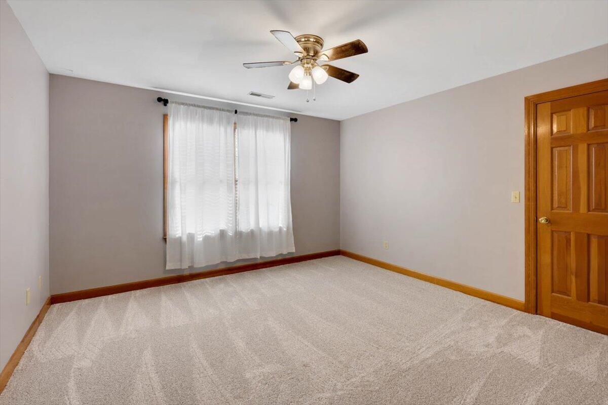 6409 Cove Pointe Lane, Hixson, Tennessee image 31