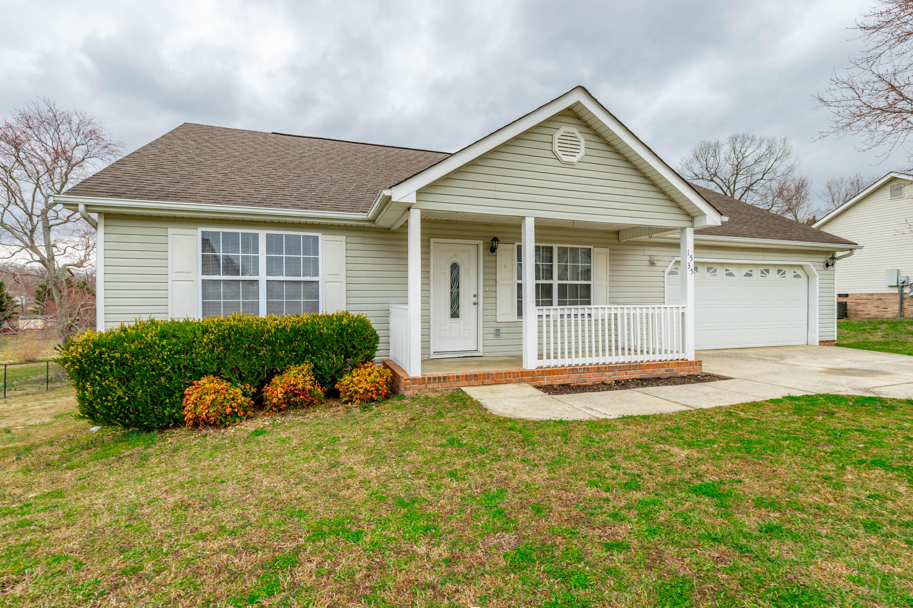 1535 Spring Meadows Drive, Ringgold, Georgia image 2