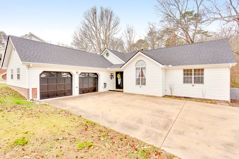 Photo of 2422 W Wind Drive, Soddy Daisy, TN 37379 (MLS # 1524875)