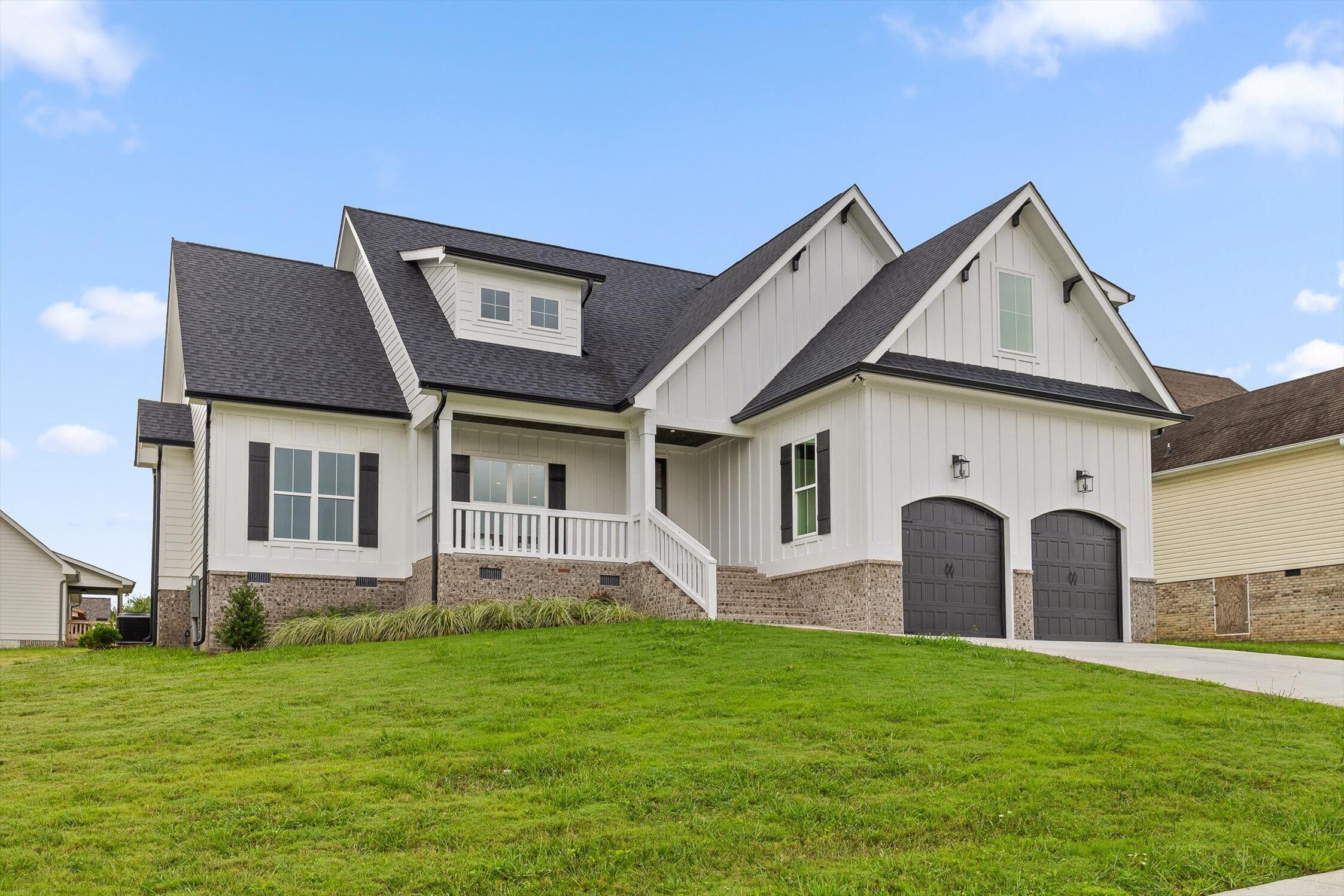 162 Bending Oak Drive