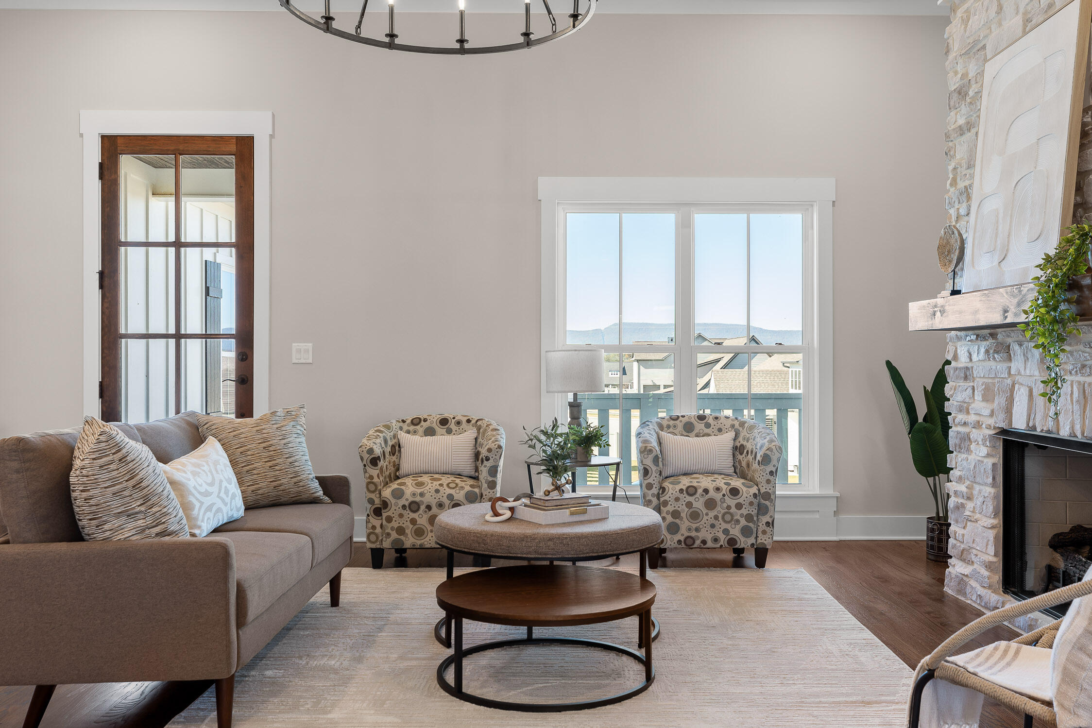 162 Bending Oak Drive