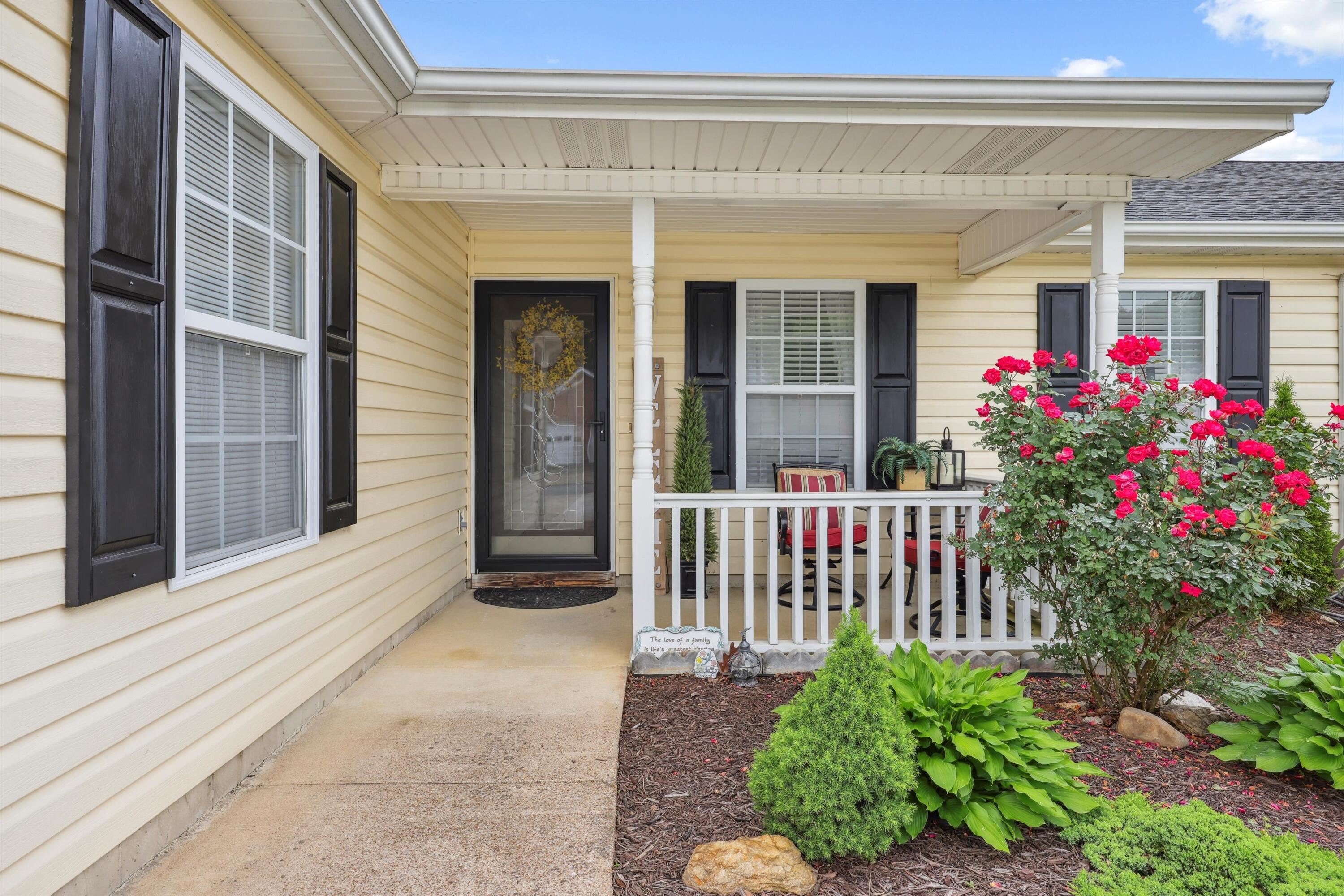 548 Flagstone Drive, Rossville, Georgia image 5