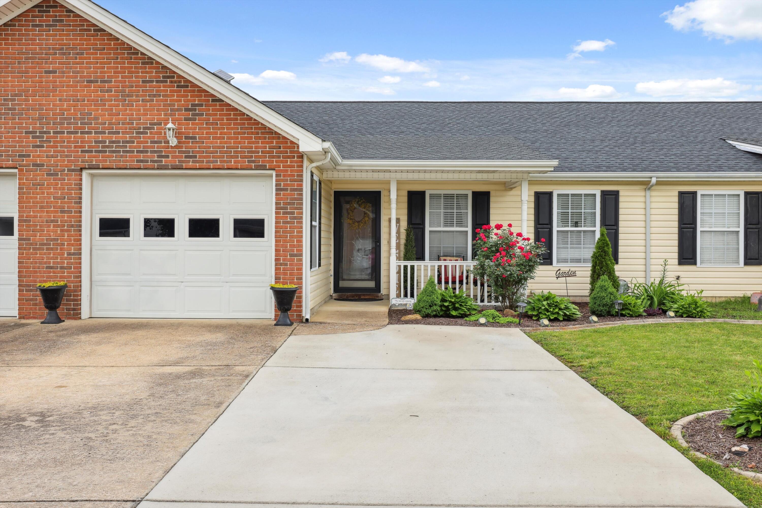 548 Flagstone Drive, Rossville, Georgia image 3